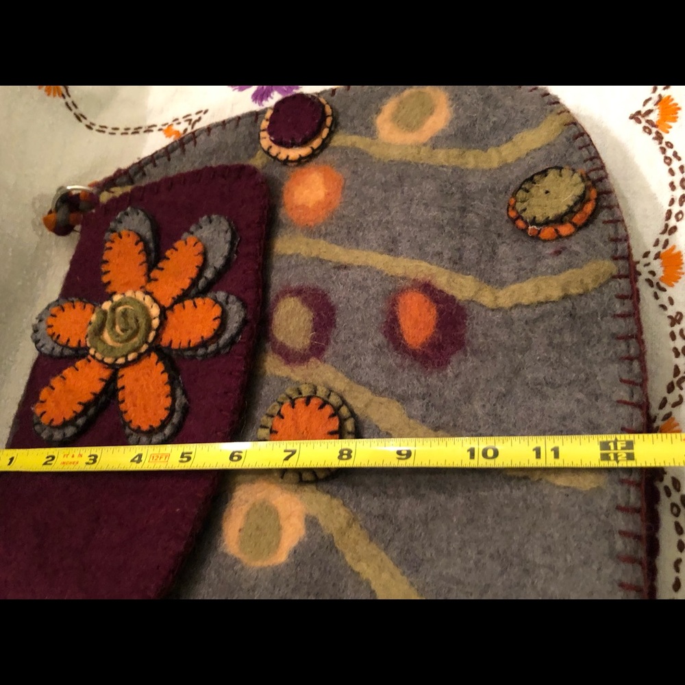 Rising Tide felt handbag (Boho; Hippie; Gypsy) - Picture 9 of 12